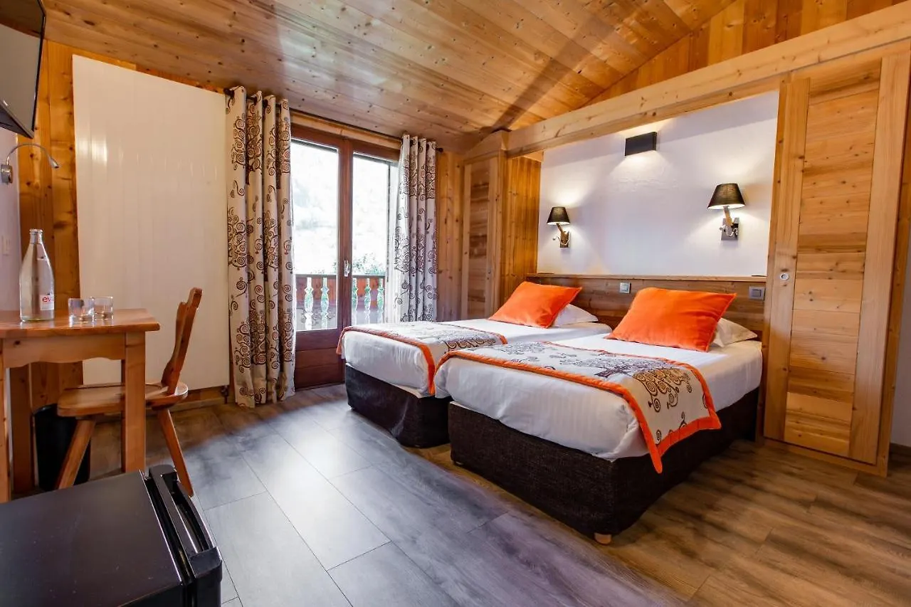 Logis Hotel Les Bruyères Morzine 3*,  France