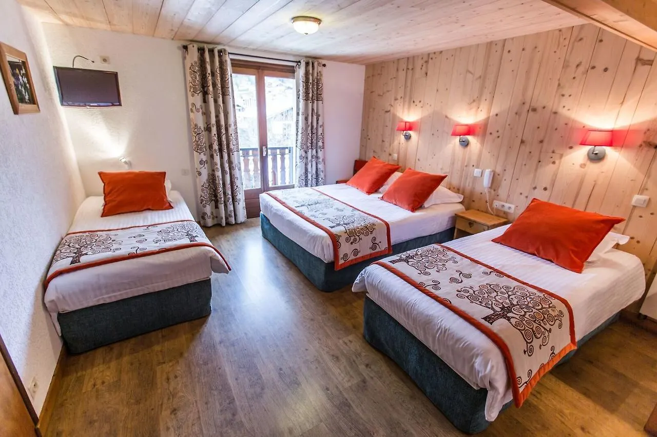 ***  Logis Hotel Les Bruyères Morzine France
